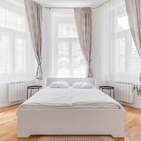 Prague Days - Elegant Studios Near Wenceslas Square Exteriör bild